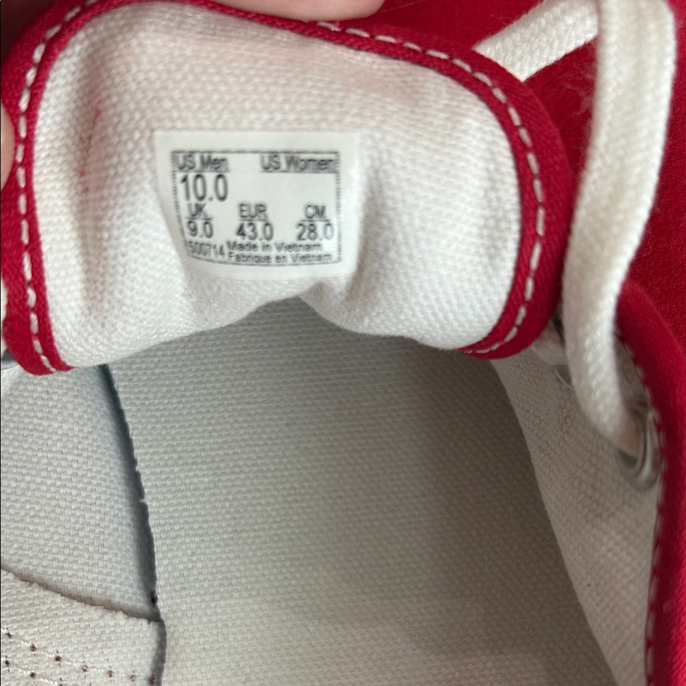 Vans Men’s Low-Top Canvas Sneakers in Red with White Laces - Picture 5 of 5